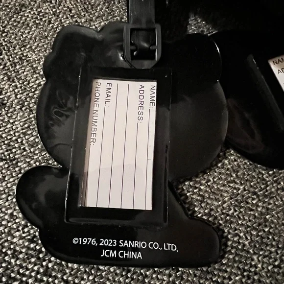 Hello Kitty 2-pack Luggage tags - Picture 3 of 4